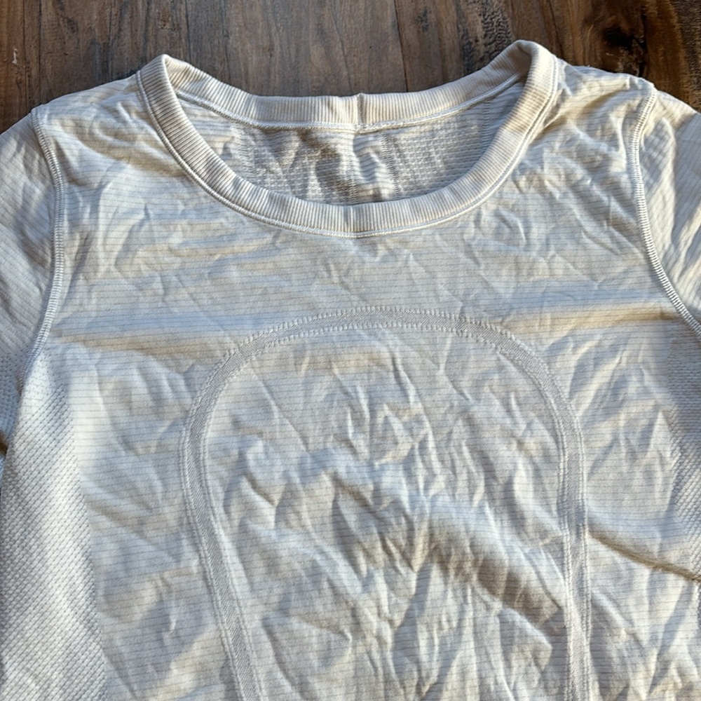 Lululemon Swiftly Tech Shortsleeved Tee - image 2